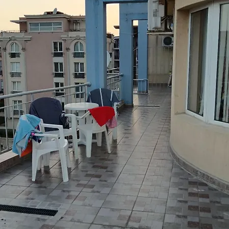 Апартаменты Aqua Blue Sea View Penthouse Солнечный берег
